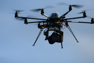 multicopter in volo